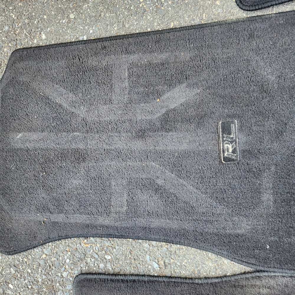 Acura RL (2005 - 2008) OEM Interior Carpet Mats